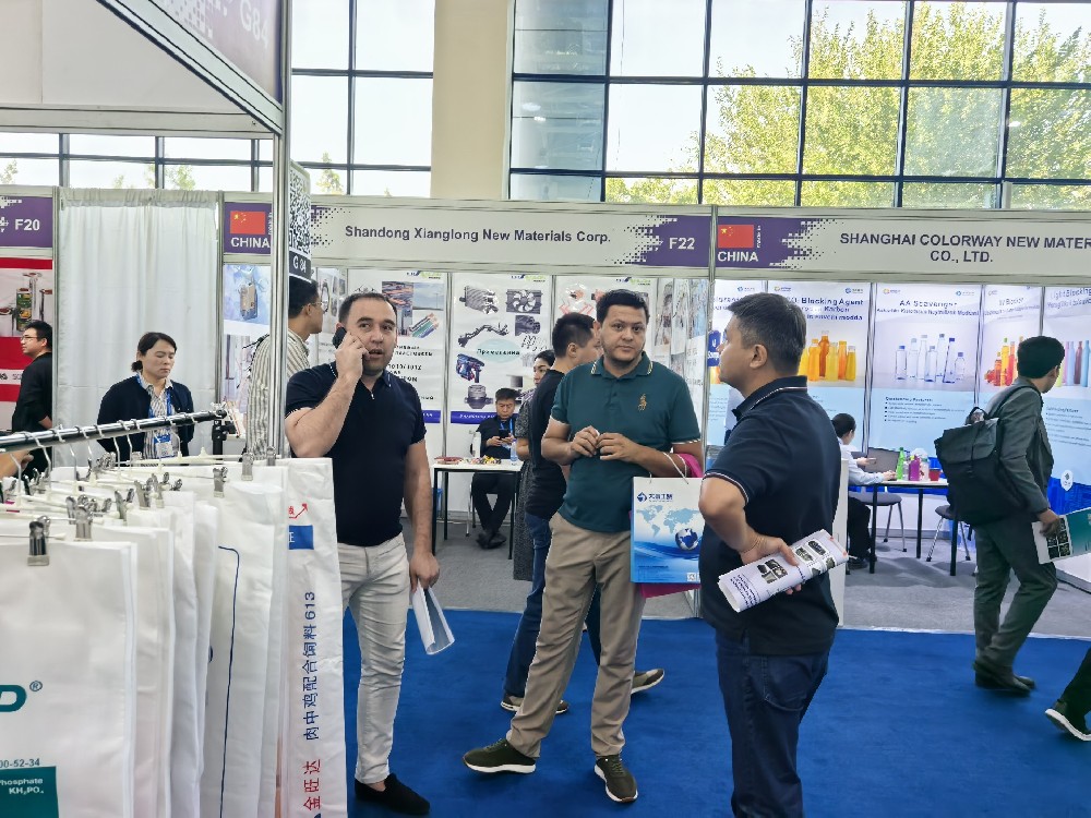 什邡市聯(lián)盛包裝有限公司董事長帶隊亮相烏茲別克展會，塑編袋與噸袋產(chǎn)品引海外關(guān)注